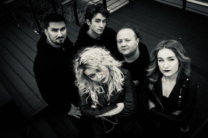 Alpha Q Lansează Noul Single și Videoclip „Kavi”: O Baladă Alternativă Metal Plină de Emoție