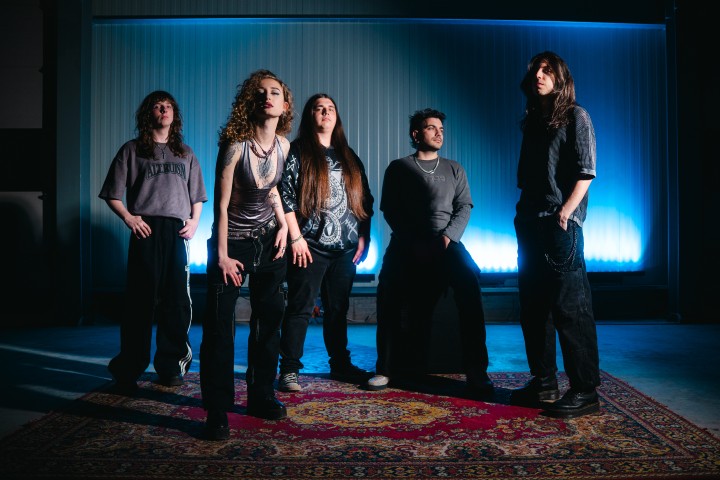 FITTONIA a lansat noul nostru single „Rană Vie” însoțit de un videoclip